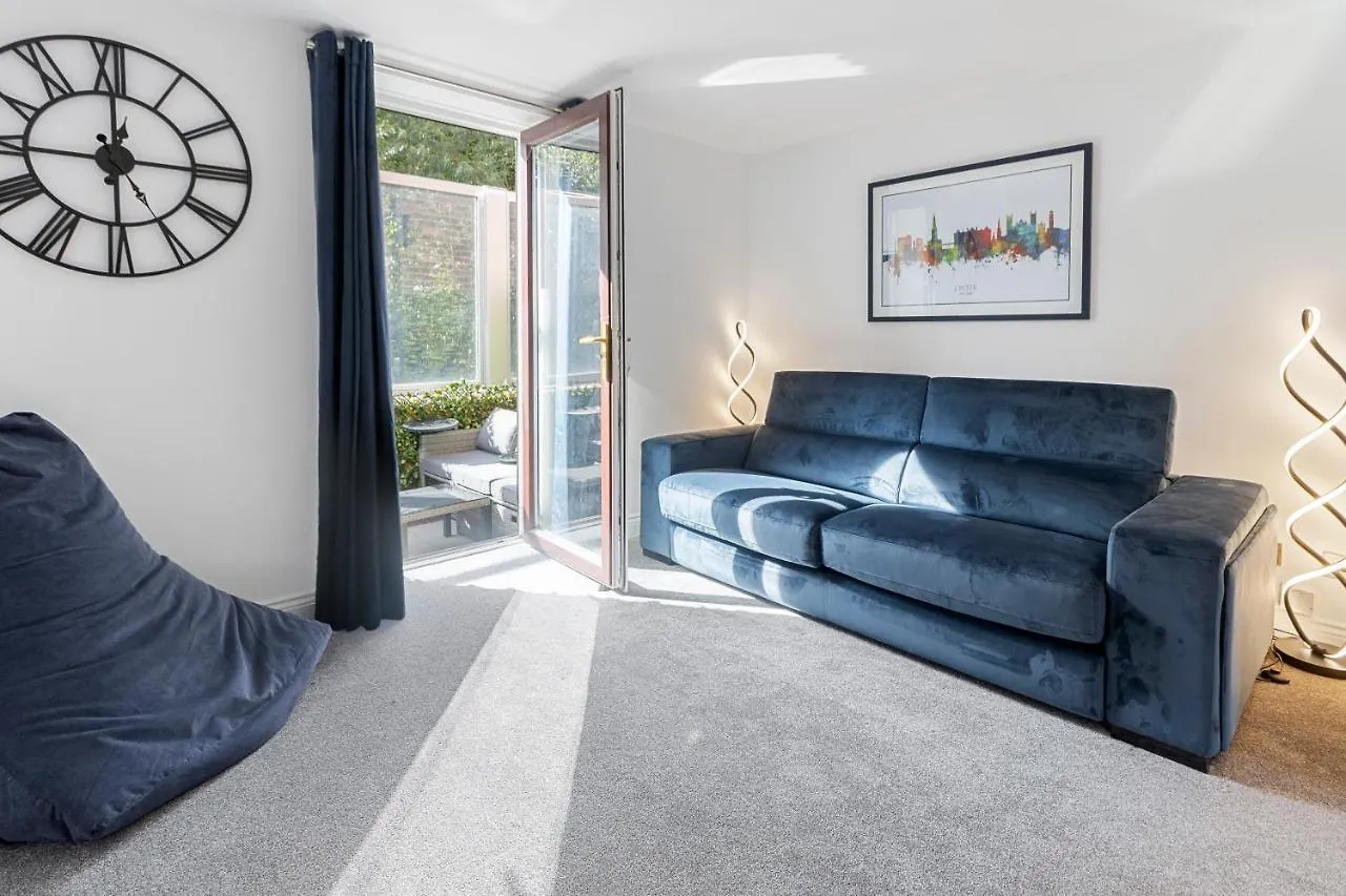 カントリーハウス River Exe Cottage Waterfront エクセター