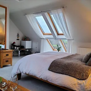 Homestay Valley House, Exeter